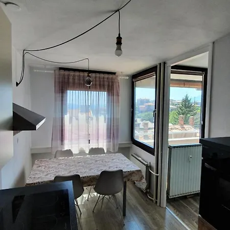 Bright Bloom - Free Parking And Wifi Apartman *